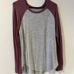 American Eagle Long Sleeve